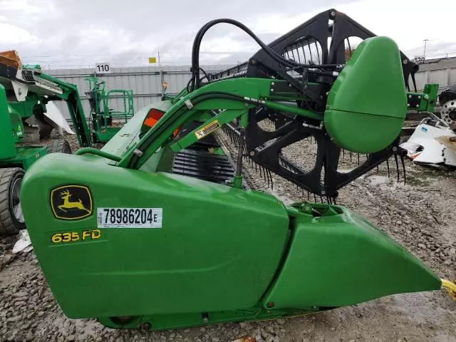 2016 John Deere 635FD