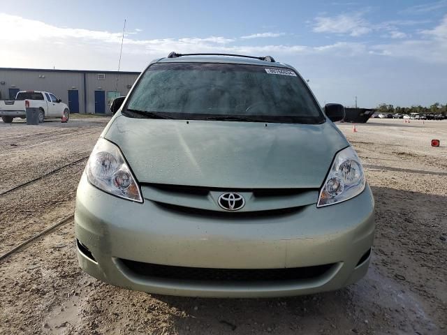 2008 Toyota Sienna CE