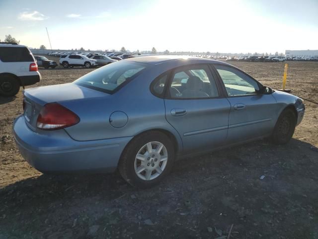 2005 Ford Taurus SE