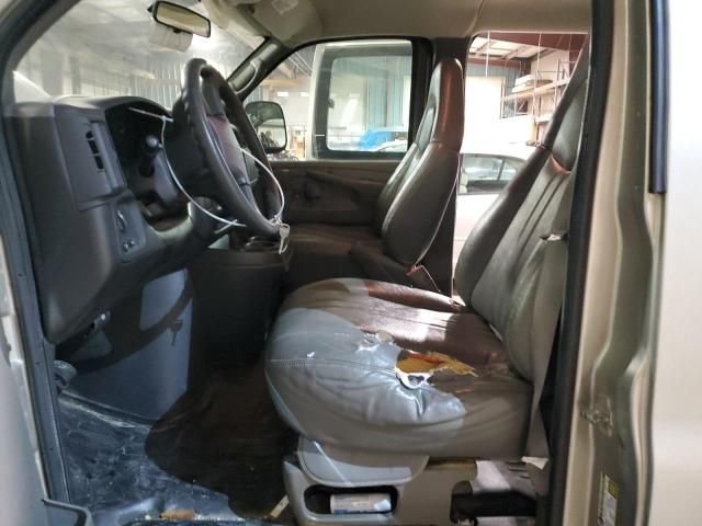 2004 Chevrolet Express G3500