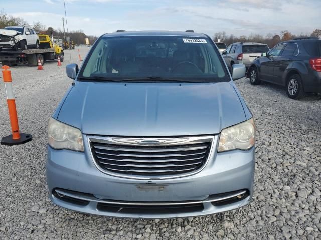 2013 Chrysler Town & Country Touring