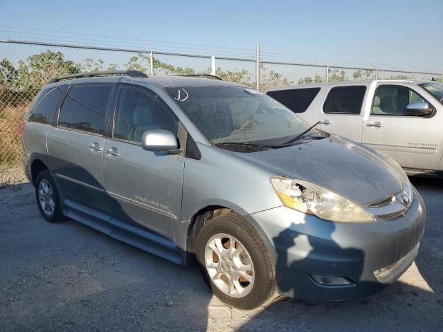 2006 Toyota Sienna XLE