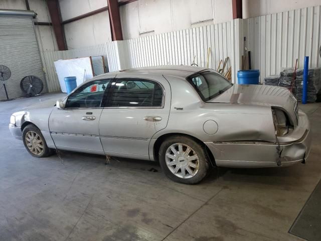 2007 Lincoln Town Car Signature Limited