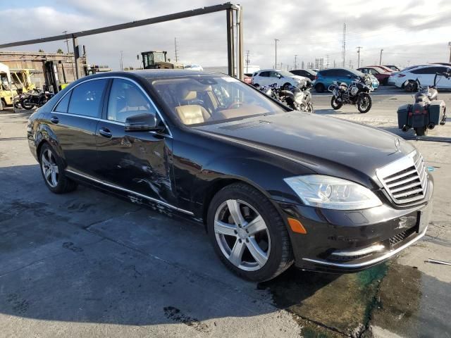 2010 Mercedes-Benz S 550