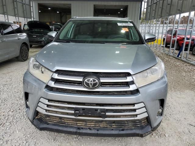 2018 Toyota Highlander SE