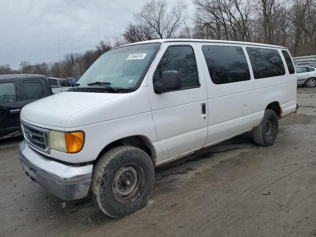 2004 Ford Econoline E350 Super Duty Wagon