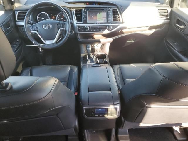 2019 Toyota Highlander SE