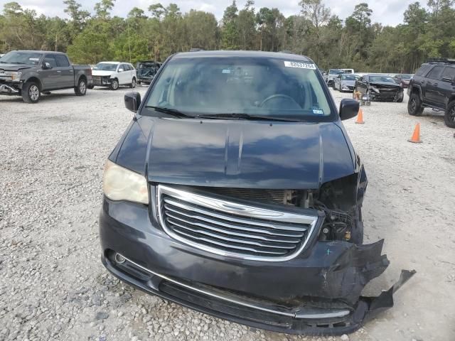 2013 Chrysler Town & Country Touring