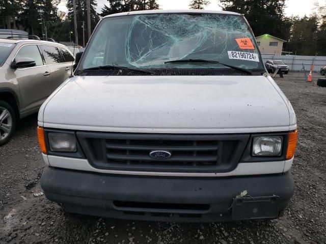 2004 Ford Econoline E350 Super Duty Wagon