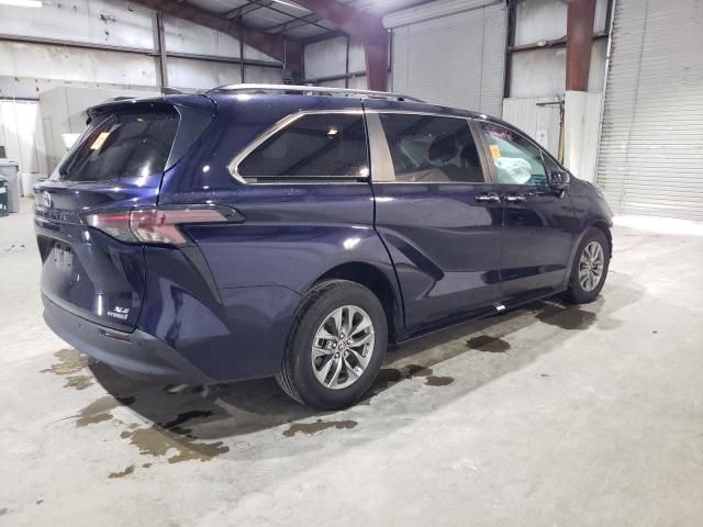 2024 Toyota Sienna XLE