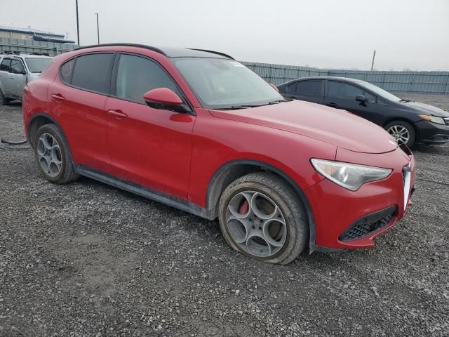 2018 Alfa Romeo Stelvio Sport