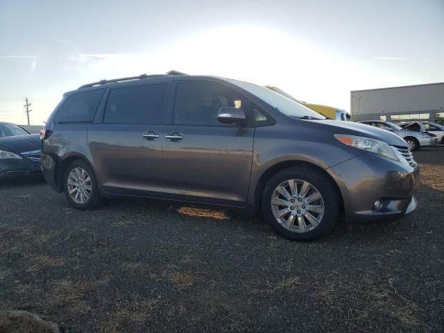 2013 Toyota Sienna XLE