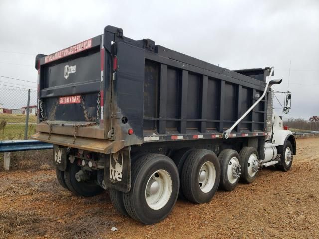 2007 Kenworth Construction T800