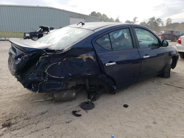 2013 Nissan Versa S