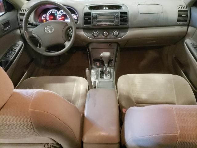 2005 Toyota Camry LE