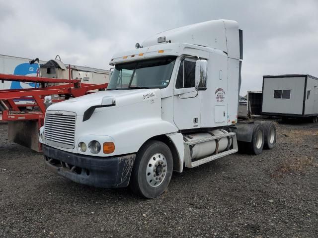 1999 Freightliner Conventional FLC120