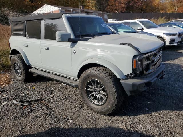 2022 Ford Bronco Base