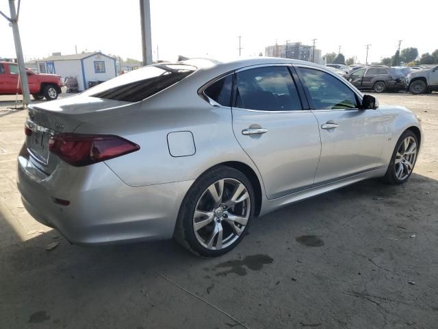 2015 Infiniti Q70 3.7