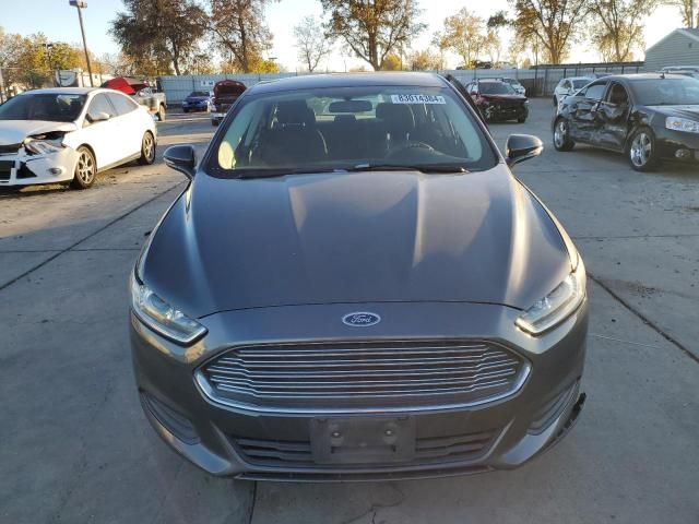 2016 Ford Fusion SE