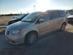 2013 Chrysler Town & Country Limited