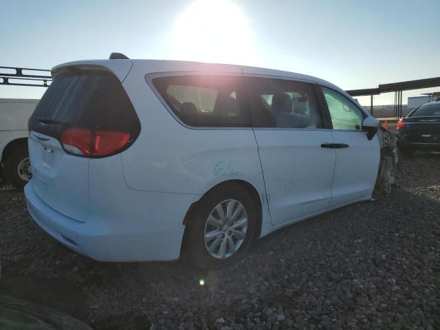 2020 Chrysler Voyager L