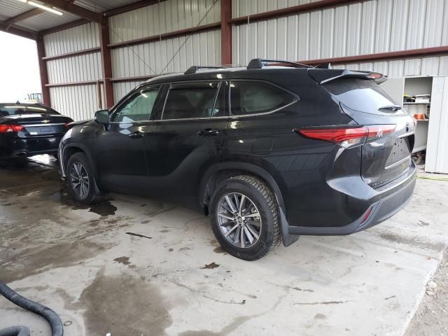 2022 Toyota Highlander XLE