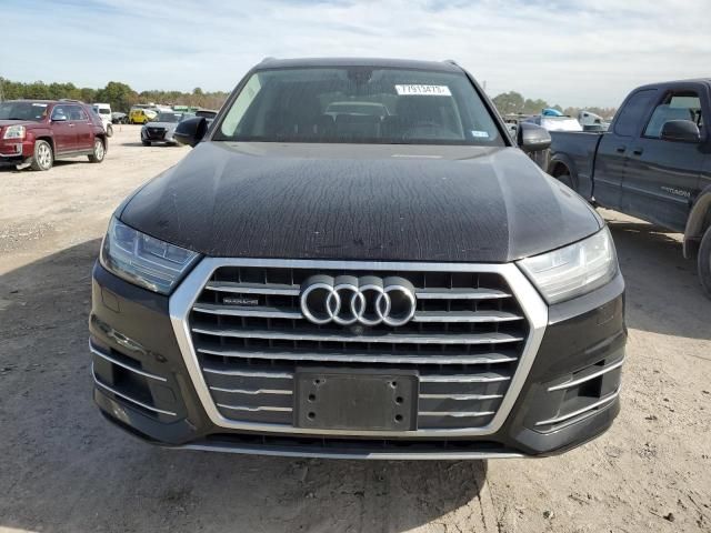 2019 Audi Q7 Premium Plus