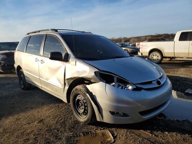 2009 Toyota Sienna CE