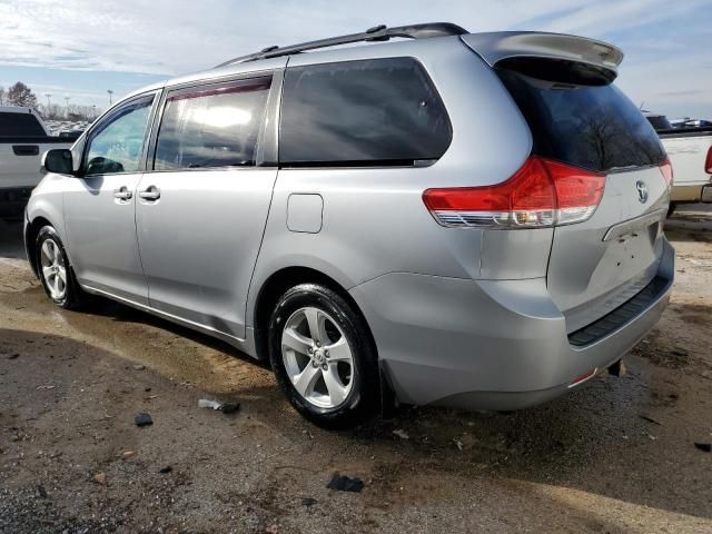 2014 Toyota Sienna LE