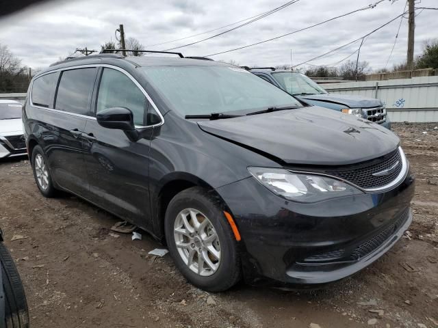 2021 Chrysler Voyager LXI