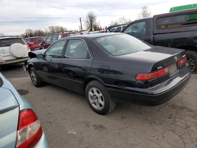 1999 Toyota Camry LE