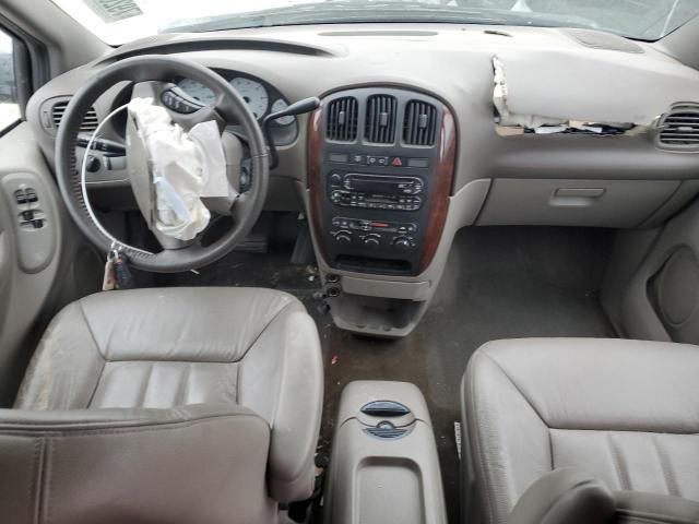 2003 Chrysler Town & Country EX