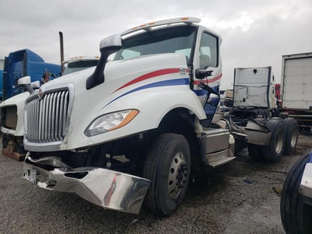 2018 International LT625