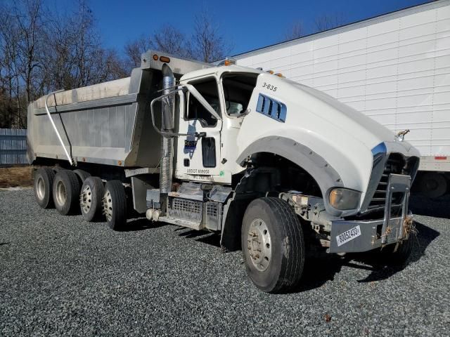 2019 Mack Granite