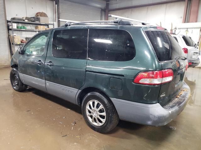 2002 Toyota Sienna LE