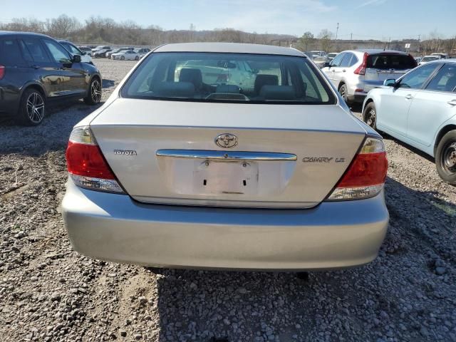 2005 Toyota Camry LE