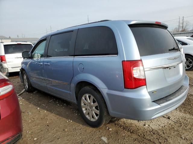 2013 Chrysler Town & Country Touring