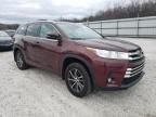 2017 Toyota Highlander SE