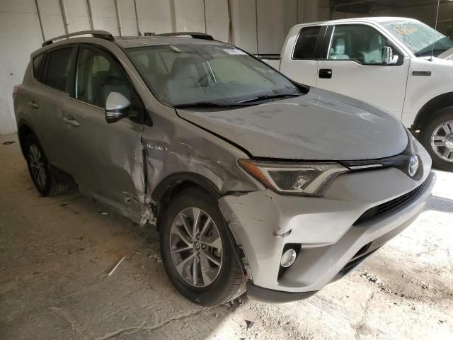 2017 Toyota Rav4 HV LE