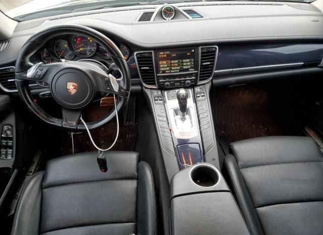 2015 Porsche Panamera 2