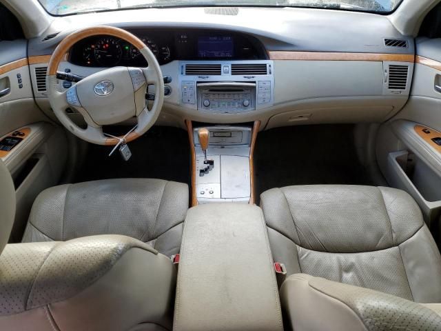 2005 Toyota Avalon XL