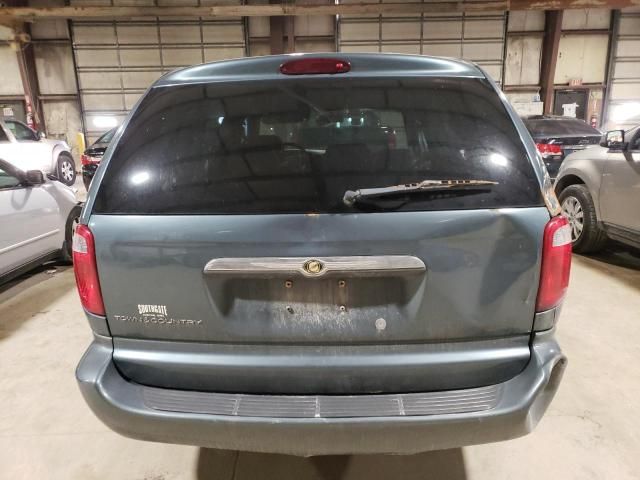 2005 Chrysler Town & Country