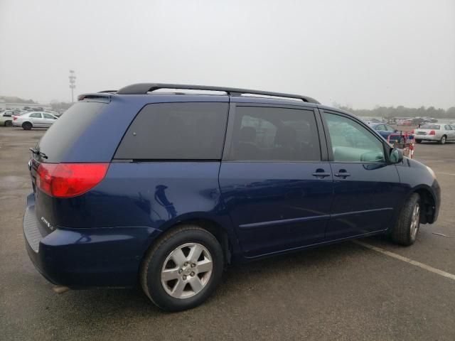 2007 Toyota Sienna CE