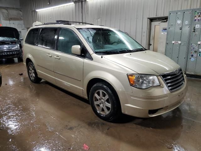 2010 Chrysler Town & Country Touring