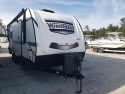 Camiones dañados por inundaciones a la venta en subasta: 2021 Winnebago Winnebago