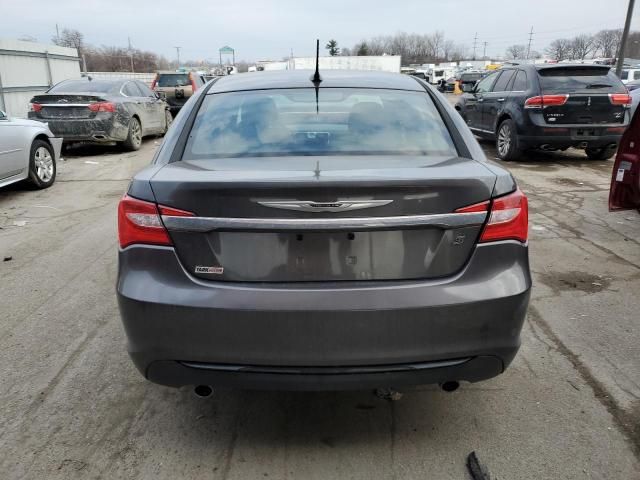 2014 Chrysler 200 Touring