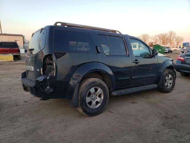 2006 Nissan Pathfinder LE