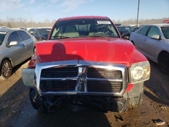 2005 Dodge Dakota Quad SLT