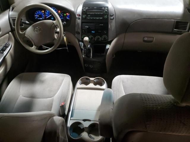 2008 Toyota Sienna CE