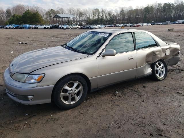 2000 Lexus ES 300